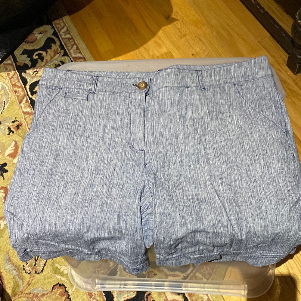 Jones of New York Bermuda shorts